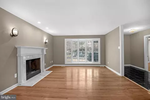 Living - 602 Park Ave, Laurel Springs, NJ 08021 photo 3 of 6
