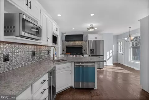 Kitchen - 602 Park Ave, Laurel Springs, NJ 08021 photo 6 of 6