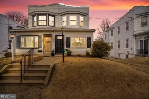 511 Harrison Ave, Oaklyn, NJ 08107