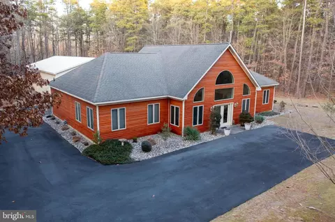 Exterior - 33 Braddock Ave, Hammonton, NJ 08037 photo 13 of 16