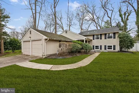 110 Sharrowvale Rd, Cherry Hill, NJ 08034