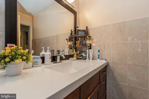 Bath - 1005 Mason Run, Pine Hill, NJ 08021 photo 1 of 4