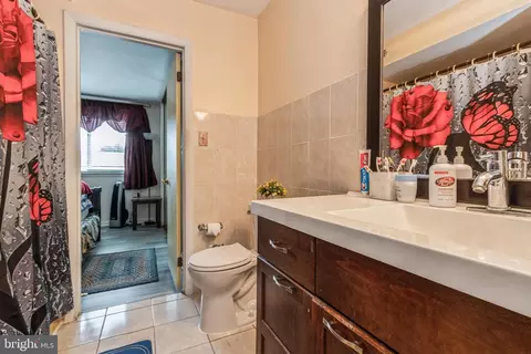 Bath - 1005 Mason Run, Pine Hill, NJ 08021 photo 3 of 4