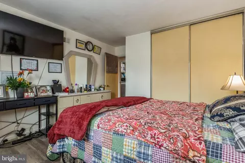 Bedroom - 1005 Mason Run, Pine Hill, NJ 08021 photo 1 of 7