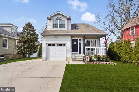 215 Harvard Ave, Stratford, NJ 08084