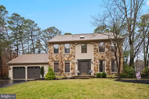 35 Chatham Dr, Voorhees, NJ 08043