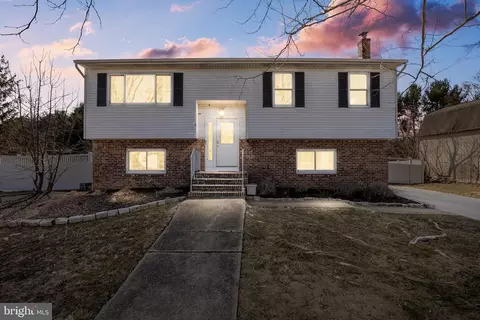 22 Lenore Ct, Hammonton, NJ 08037