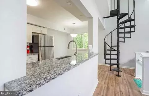 1006 Gregorys Way, Voorhees, NJ 08043