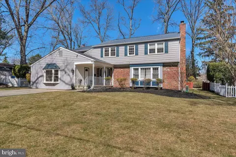 8715 Maple Ave, Pennsauken, NJ 08109