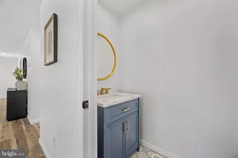 Entry Way - 116 E Clearview Ave, Pine Hill, NJ 08021 photo 3 of 6