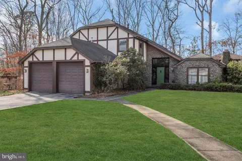 11 Prentiss Ln, Berlin, NJ 08009