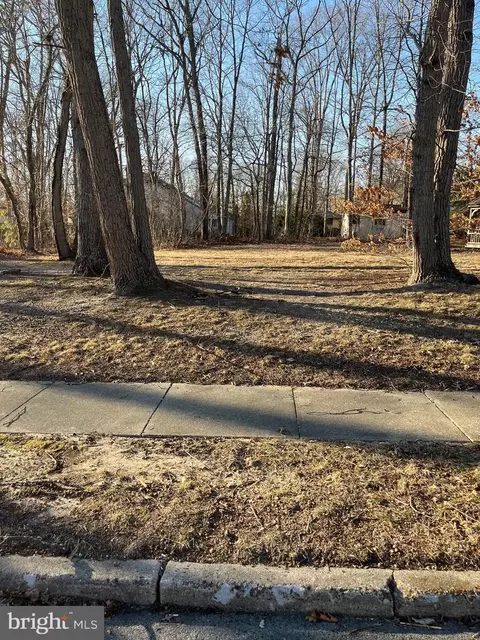 9 Prentiss Ln, Berlin, NJ 08009