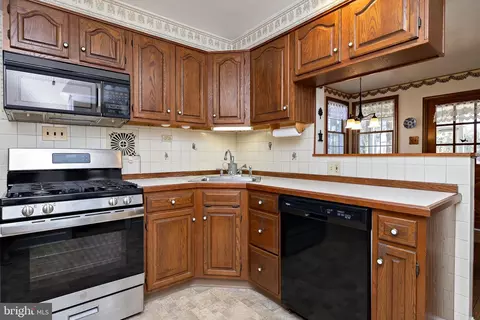 408 Yale Rd, Haddonfield, NJ 08033 photo 12