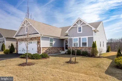 66 Senators Way, Berlin, NJ 08009
