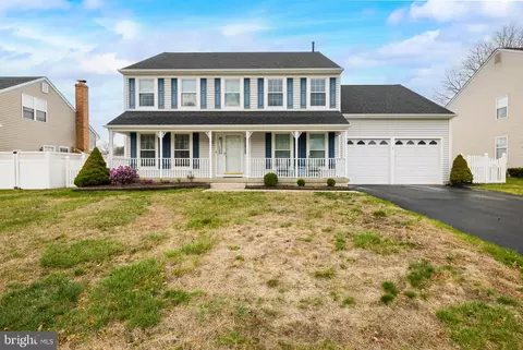 7 Cattell Dr, Sicklerville, NJ 08081