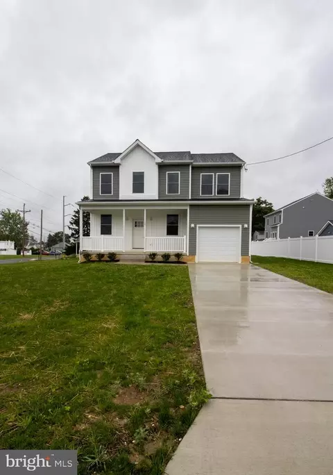 190 High St, Glendora, NJ 08029