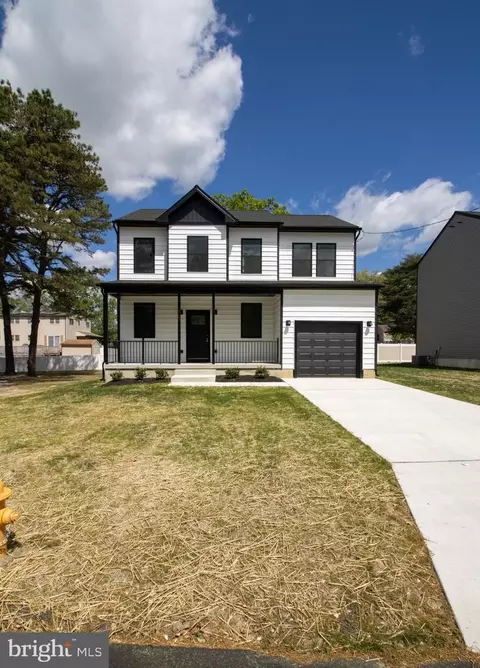 20 Lincoln Ave, Sicklerville, NJ 08081
