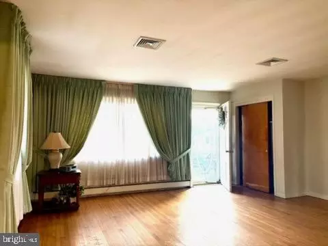 Living - 41 E 11th Ave, Pine Hill, NJ 08021 photo 1 of 1