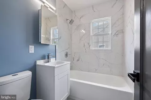 Bath - 221 Countiss Ave, Clementon, NJ 08021 photo 1 of 1