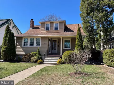 21 Stratford Ave, Haddon Township, NJ 08108