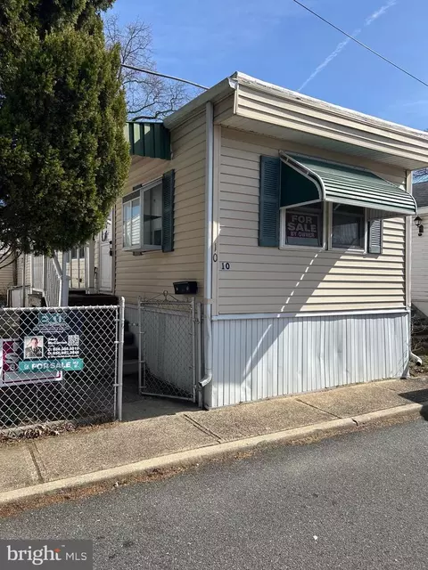 1205 Farrell Ave #10, Cherry Hill, NJ 08002