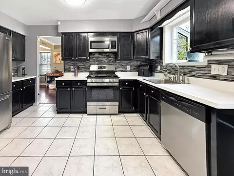 Kitchen - 17 Devonshire Ct, Sicklerville, NJ 08081 photo 1 of 2