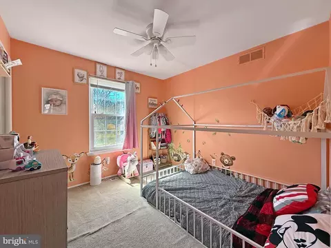 Bedroom - 17 Devonshire Ct, Sicklerville, NJ 08081 photo 2 of 3