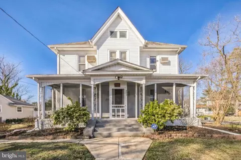 400 W Madison Ave, Magnolia, NJ 08049