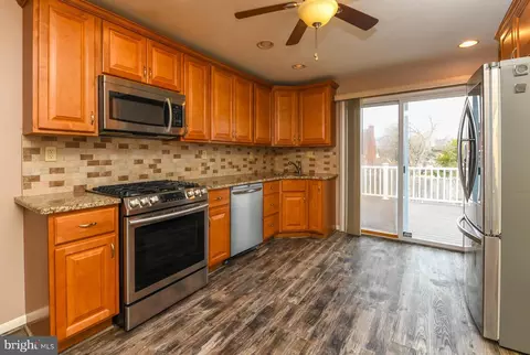 231 W Evesham Rd, Runnemede, NJ 08078 photo 8
