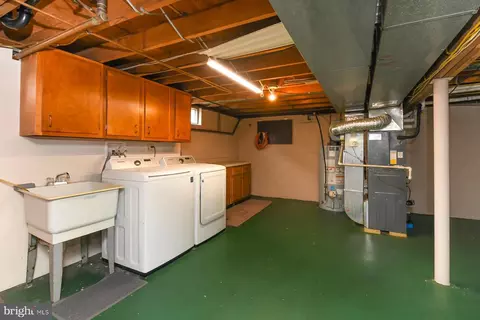 231 W Evesham Rd, Runnemede, NJ 08078 photo 17