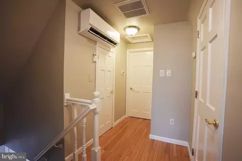Entry Way - 33 E Clearview Ave, Pine Hill, NJ 08021 photo 5 of 6