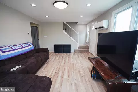 Entry Way - 33 E Clearview Ave, Pine Hill, NJ 08021 photo 3 of 6