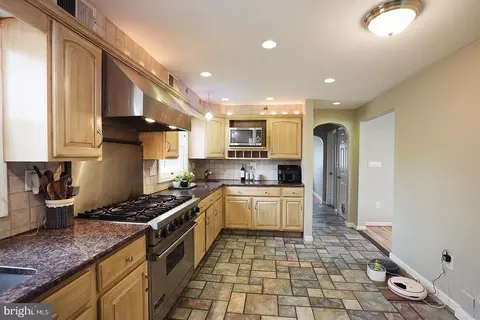 Kitchen - 33 E Clearview Ave, Pine Hill, NJ 08021 photo 1 of 2