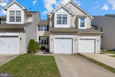 392 Tuvira Ln, Cherry Hill, NJ 08003