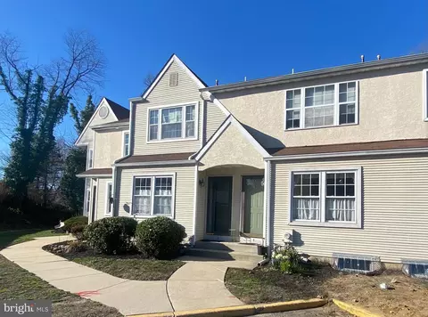 111 E Beechwood Ave #4, Oaklyn, NJ 08107