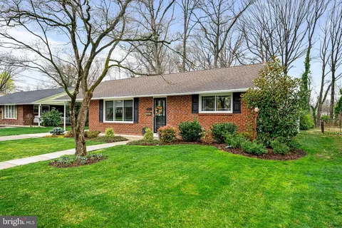 252 Buckner, Haddonfield, NJ 08033