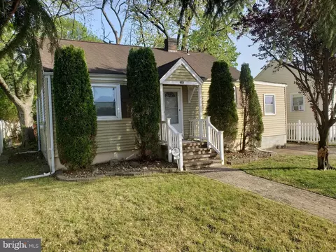 109 Princeton Ave, Bellmawr, NJ 08031