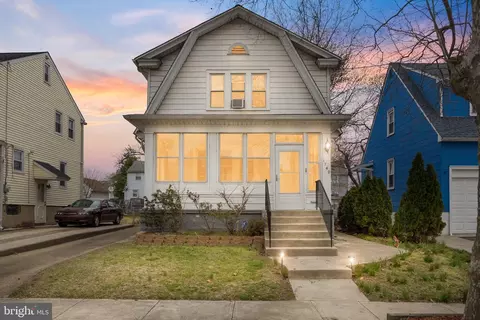 1740 43rd St, Pennsauken, NJ 08110