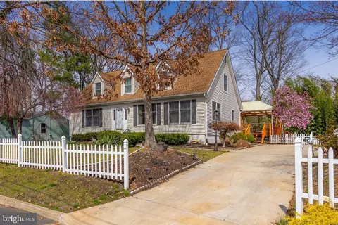 209 Maple Ave, Blackwood, NJ 08012