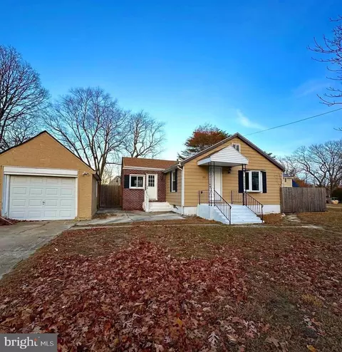 343 Magnolia Ave, West Berlin, NJ 08091