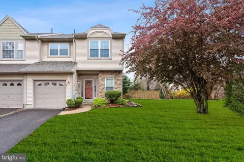 49 Roosevelt Blvd, Berlin, NJ 08009