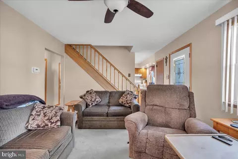 Entry Way - 25 Congress Rd, Pine Hill, NJ 08021 photo 4 of 6