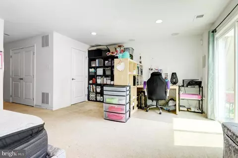 904 Emerson Ct, Clementon, NJ 08021 photo 5