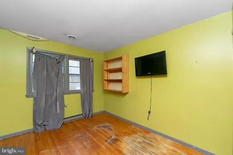 Bedroom - 155 E Atlantic Ave, Clementon, NJ 08021 photo 6 of 8
