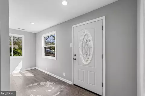 Entry Way - 77 E 7th Ave, Pine Hill, NJ 08021 photo 1 of 8
