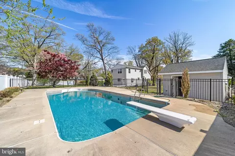 Exterior - 77 E 7th Ave, Pine Hill, NJ 08021 photo 5 of 6