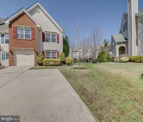 50 Augusta Ln, Blackwood, NJ 08012