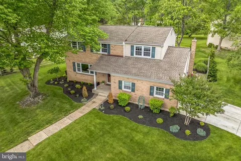 1753 Larkspur Rd, Cherry Hill, NJ 08003