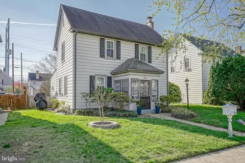 406 Chestnut St, Brooklawn, NJ 08030