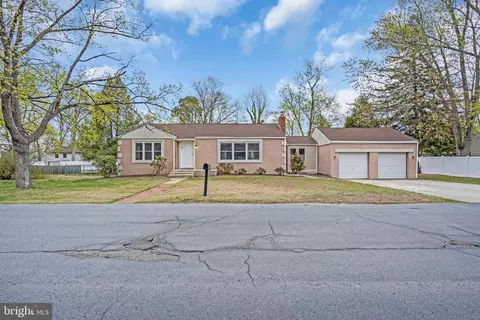 317 Keystone Ave, Blackwood, NJ 08012